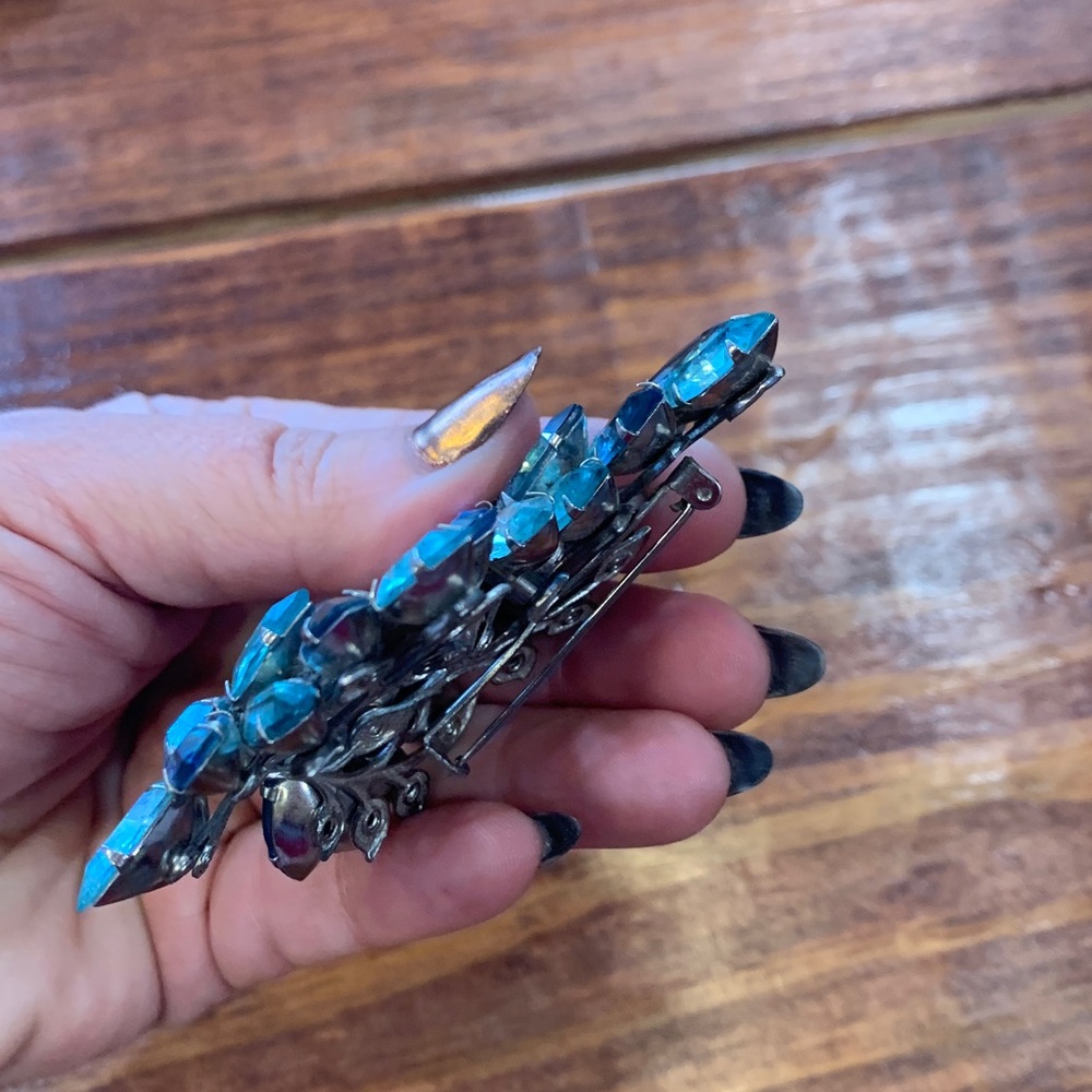 Antique Rhinestone Brooch - Picture 13 of 16